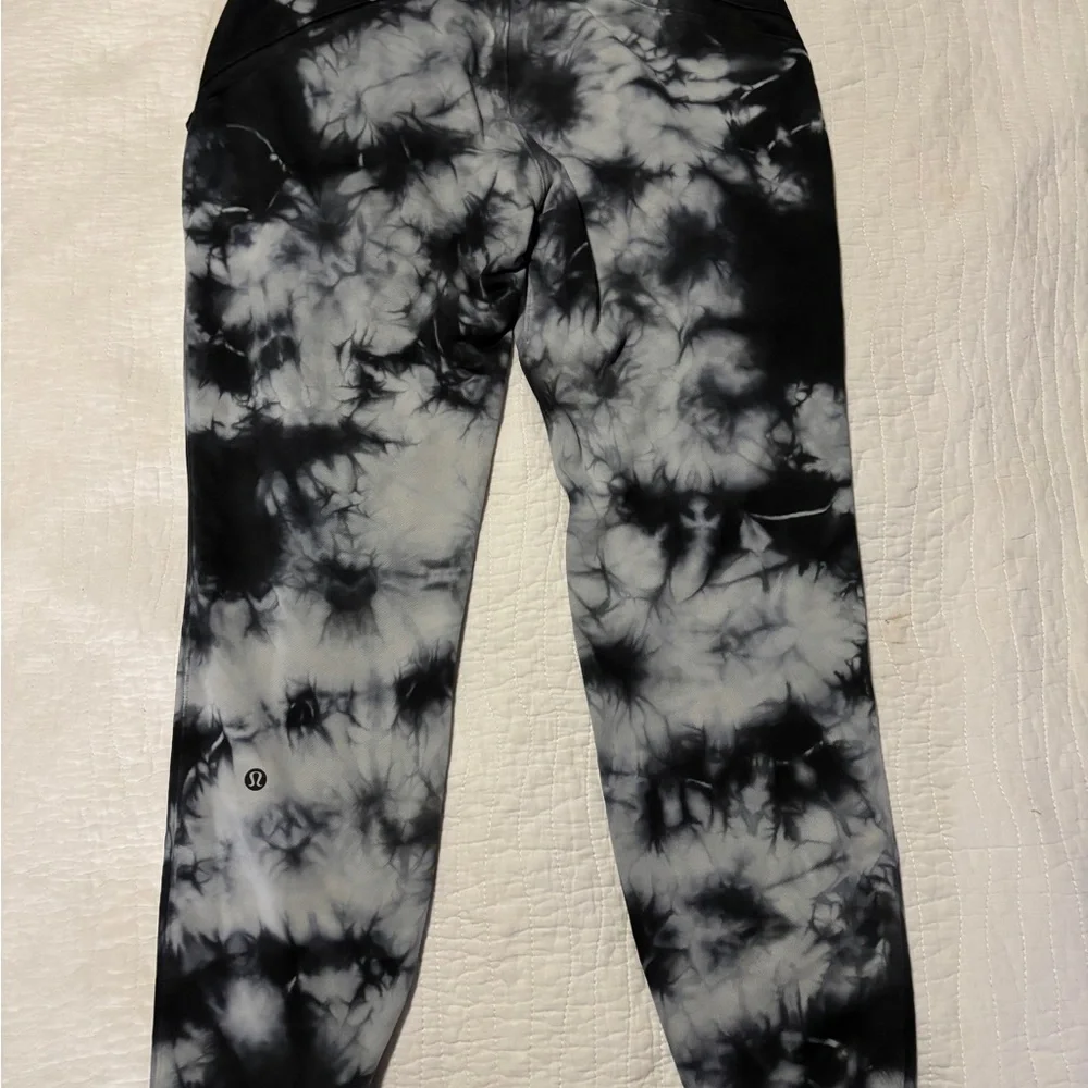 Lululemon Warm Down Jogger - 